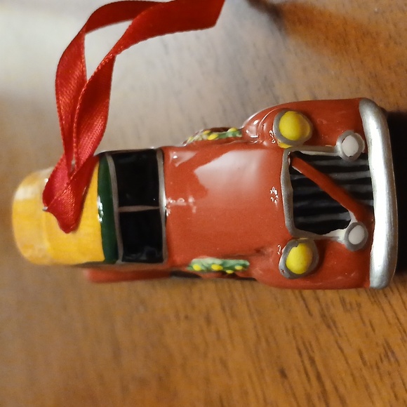 Ralph Lauren Lauren Classic Roadster Ornament. - Picture 2 of 5
